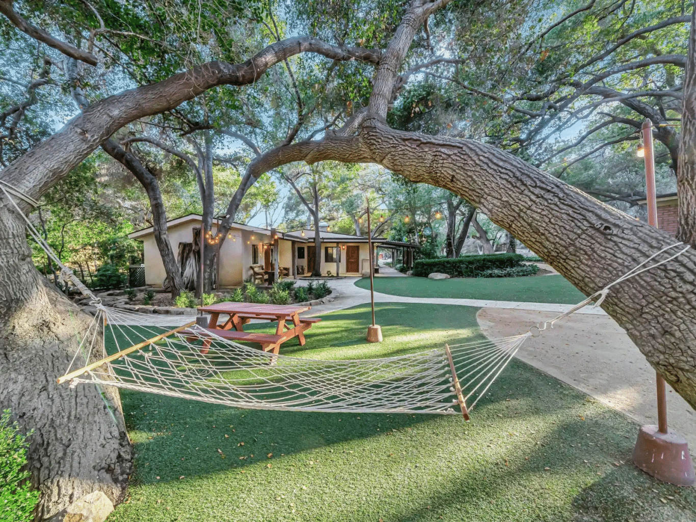 Santa Monica Mountains Rounding Retreat